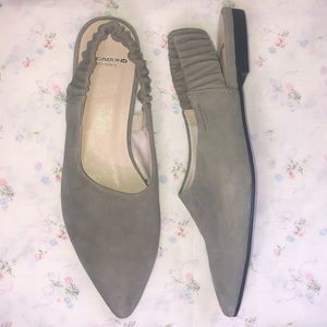 Vagabond Katlin Gray Suede - Size  8 - Pointed Flat Shoes